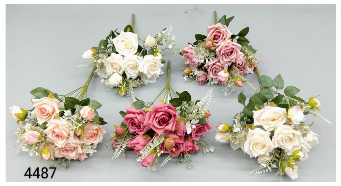 10 Head Winter Dutch Rose Filler Bunch