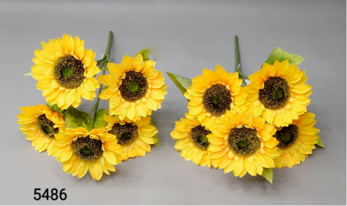 5 Head Big Sunflower Bunch.