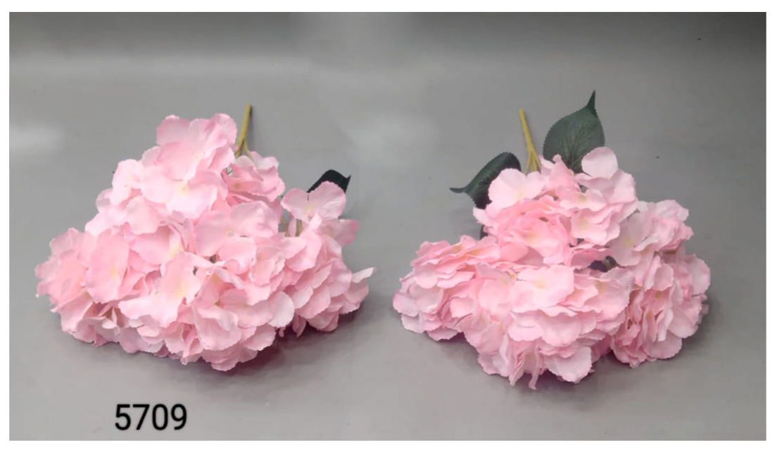 Deluxe 5 Head Light Pink Hydrangea Bunch