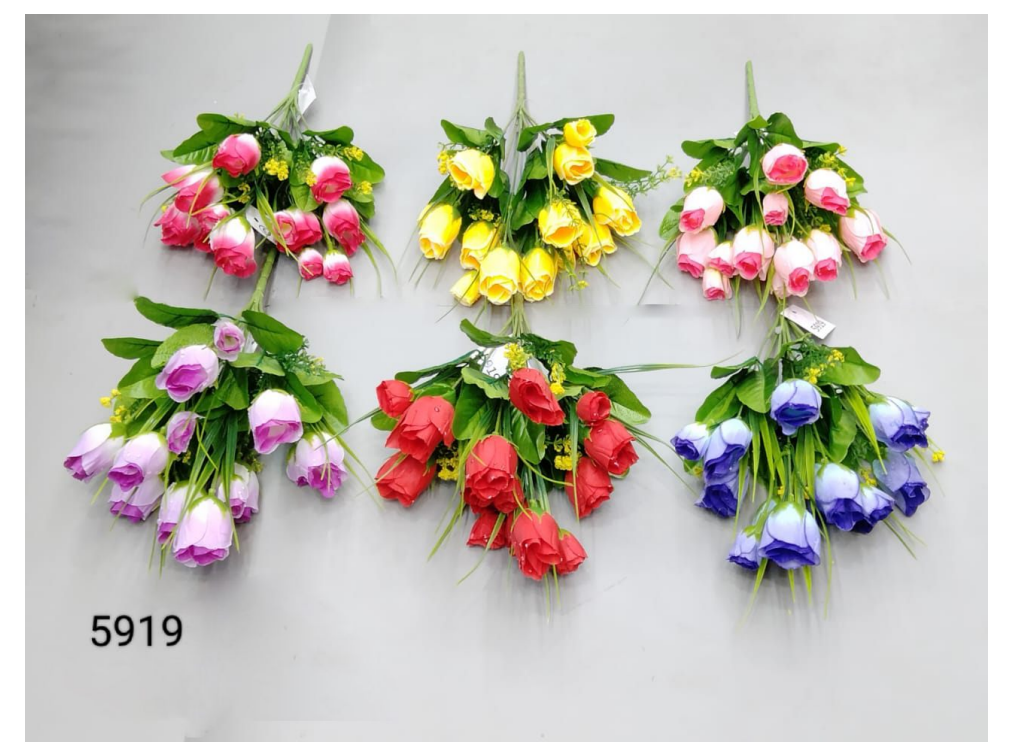 9 Head Green Rose Bud Bunch
