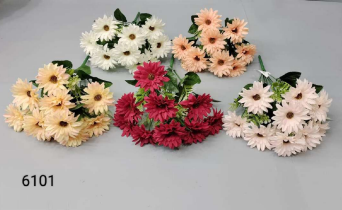 10 Head Green Black Button Daisy Bunch