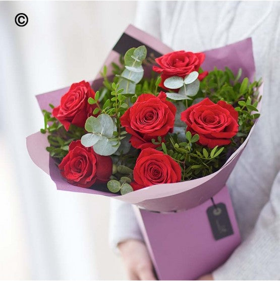 6 Rose Flower Hand Bouquet